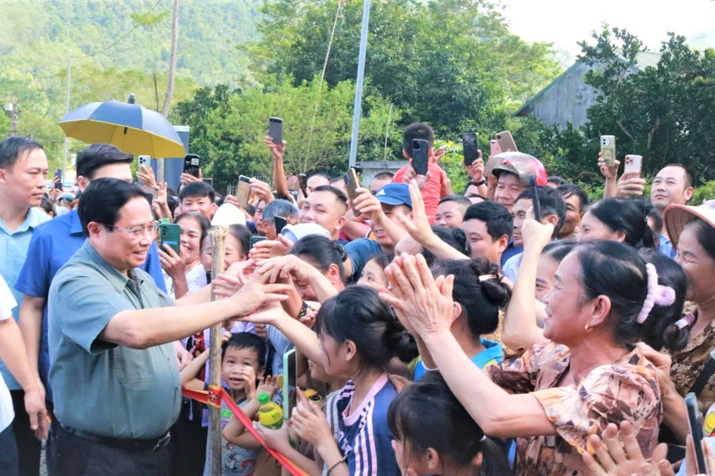 Khởi công dự án